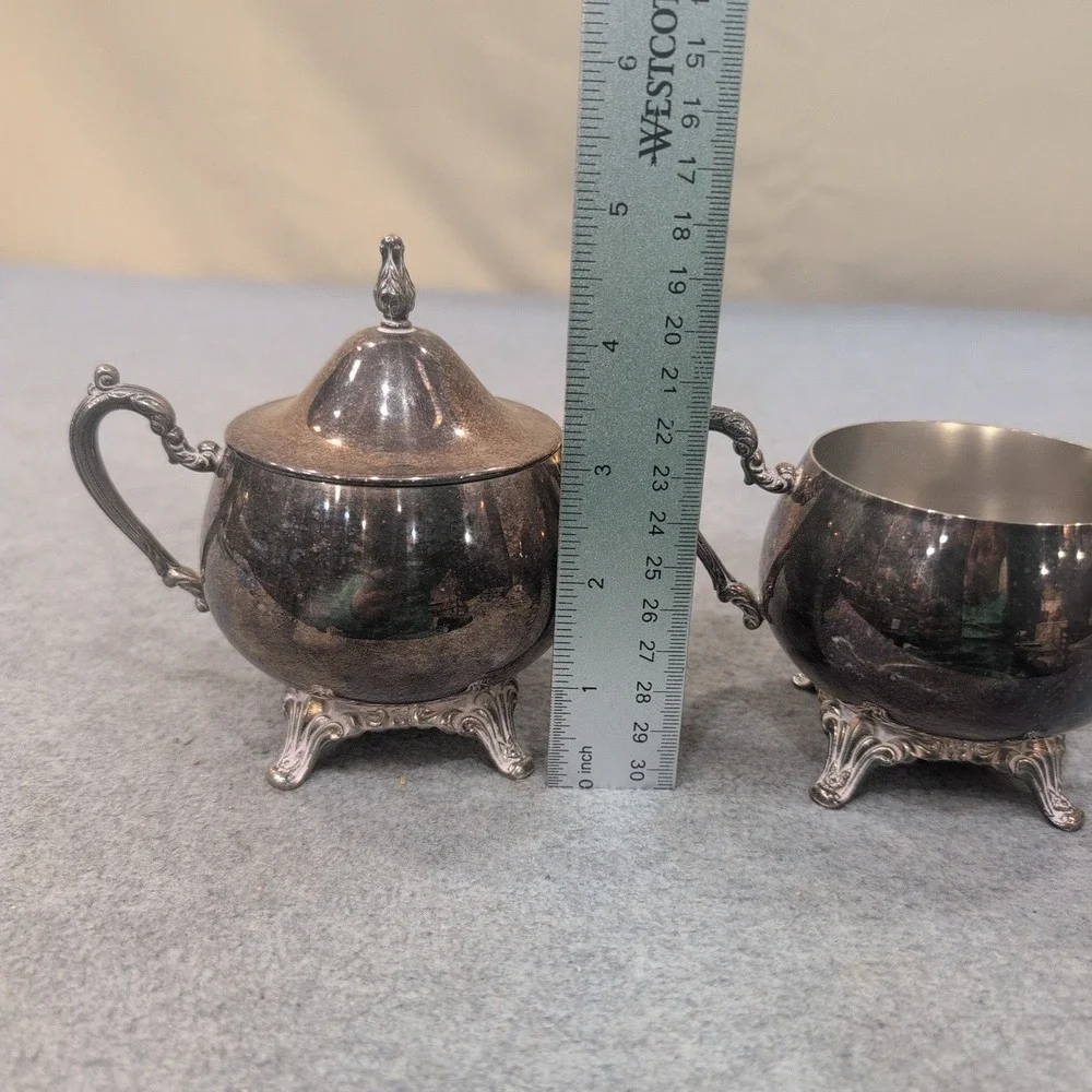 Oneida Silver Plated Footed Cream and Sugar Set with Lid USA Vintage - Picture 6 of 6